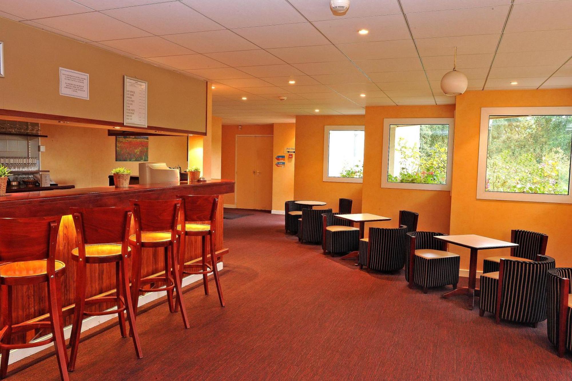 Logis Hotel Le Relais Du Moulin Valençay Εξωτερικό φωτογραφία