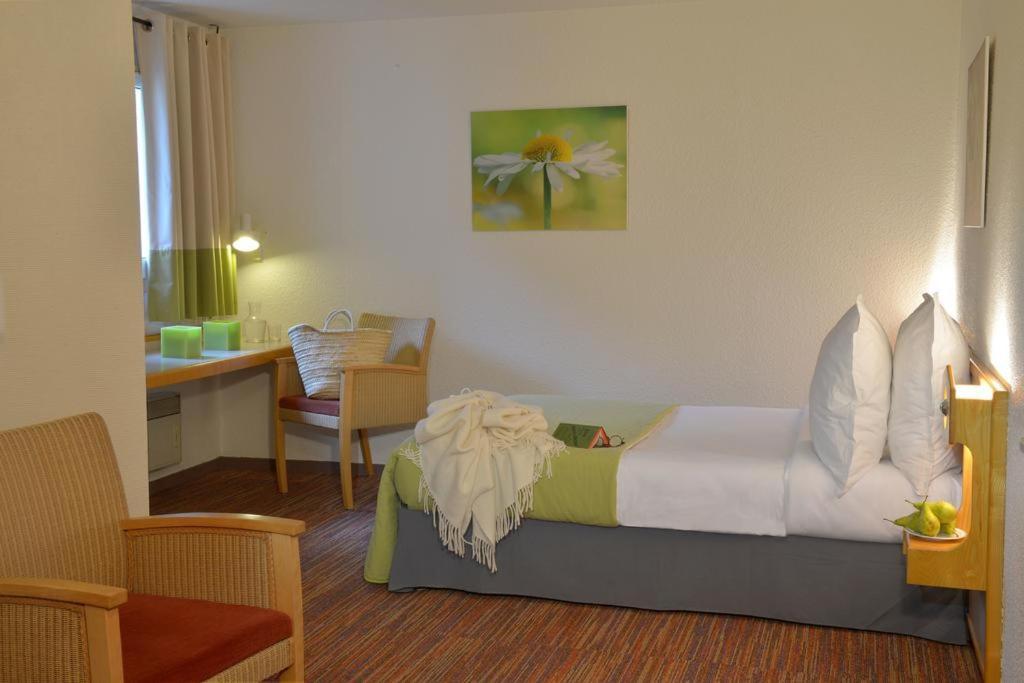 Logis Hotel Le Relais Du Moulin Valençay Εξωτερικό φωτογραφία