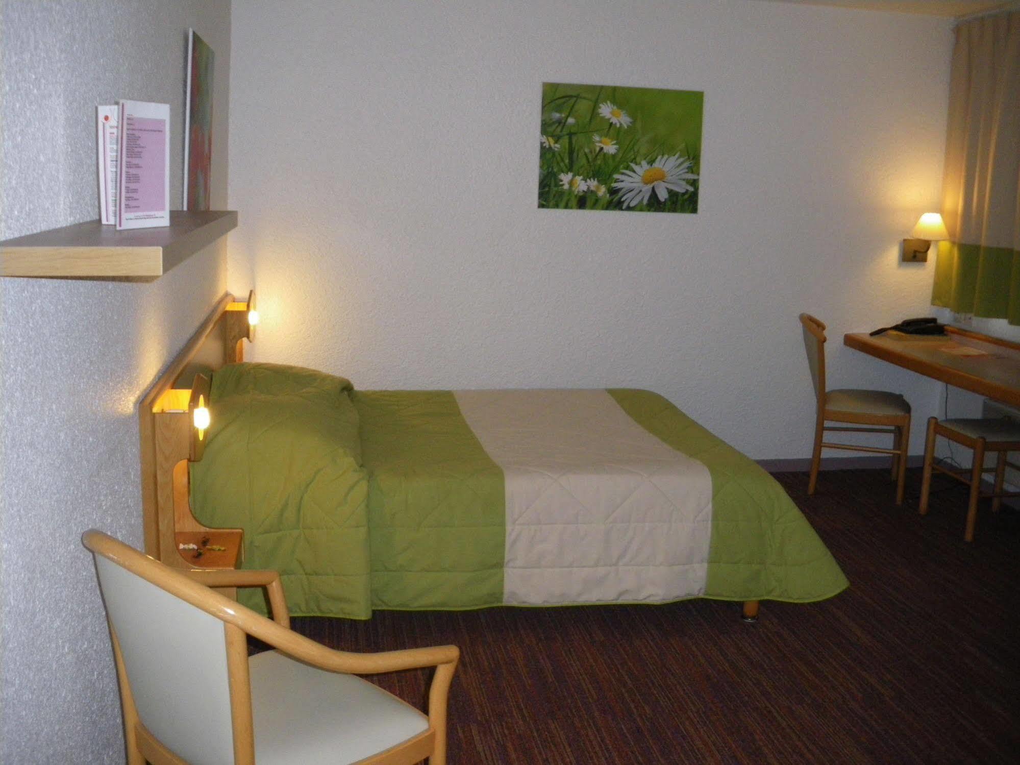 Logis Hotel Le Relais Du Moulin Valençay Εξωτερικό φωτογραφία